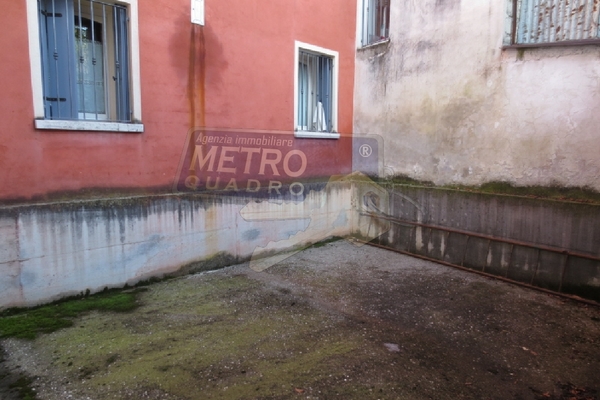 terrazzo retro - UNIFAM. A SCHIERA DI TESTA COGOLLO DEL CENGIO (VI)  